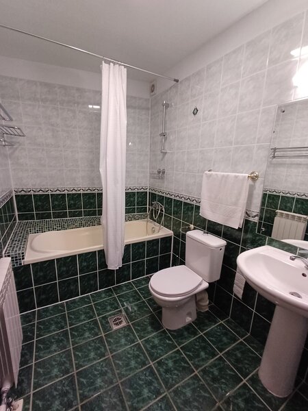 Batistei 4 camere bloc nou